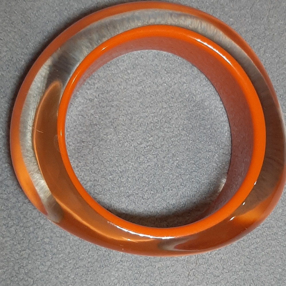 LUCITE | Chunky, Asymmetrical Bangle Bracelets - Picture 2 of 16